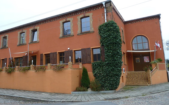 Gasthof “Zur Dorflinde” Inn