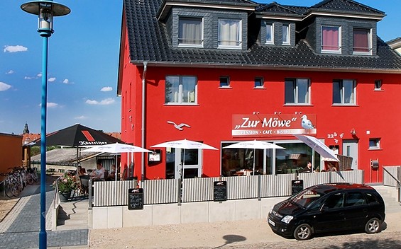 Außenansicht Pension und Café "Zur Möwe" Wittenberge