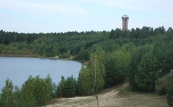 Felixsee+Turm, Foto: Geopark Muskauer Faltenbogen