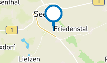 Aus Weide geflochtene tanzende Weidenfrauen