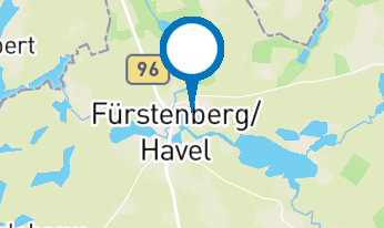 "Maschinen dröhnen, Nadel schleppt den Faden, scharfes Messer glänzt, schneidet entzwei und sticht."