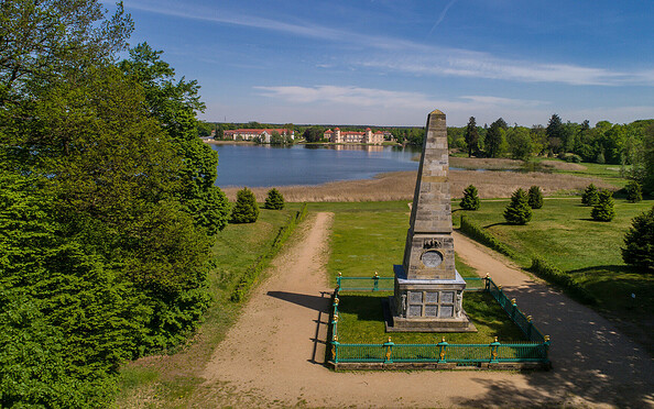 Obelisk, Foto: Petruschke-Juhre