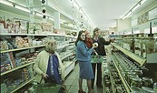 Shopping in der DDR, Foto: Archiv Zentralkonsum eG, Lizenz: Archiv Zentralkonsum eG