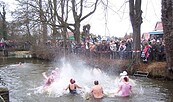 Neujahrsbaden in Treppendorf