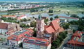 Im Herzen der Stadt Frankfurt (Oder) befindet sich die St.-Marien-Kirche. Nicht nur aufgrund ihrer einzigartigen Glasmalereien ist sie einen Besuch wert. , Foto: Henriette Brendler, Lizenz: Henriette Brendler