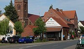 Dissen Kirche, Foto: Babett Zenker, Lizenz: Amt Burg (Spreewald)