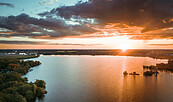 Sonnenuntergang am Trebelsee, Foto: Steven Ritzer, Lizenz: Tourismusverband Havelland e.V.