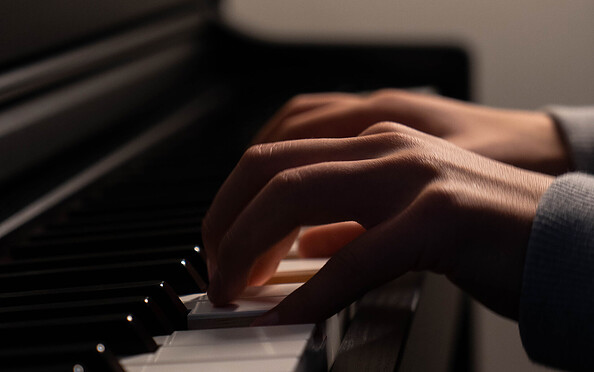 Klavier, Foto: Chris / Pixabay, Lizenz: Pixabay