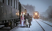 Nikolausfahrt im Schnee, Foto: Foto: Dampfzug-Betriebs- Gemeinschaft e.V.