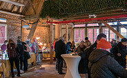 Weihnachtsmarkt in der Scheune im Landhaus Alte Schmiede, Foto: C. Weisser, Lizenz: Landhaus Alte Schmiede