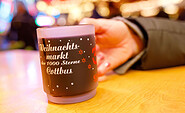 Ein Weihnachtsmarkt-Glühwein in Cottbus, Foto: Andreas Franke, Lizenz: CMT Cottbus