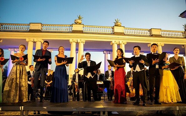 Operngala im Schlosshof , Foto: Uwe Hauth, Lizenz: Musikkultur Rheinsberg