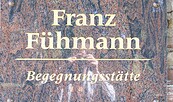 Gedenkstein am Mehrgenerationenhaus , Foto: Petra Förster, Lizenz: Tourismusverband Dahme-Seenland e.V.