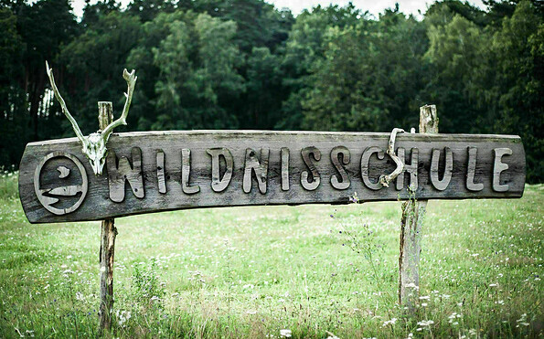 Schild , Foto: Wildnisschule Hoher Fläming, Lizenz: Wildnisschule Hoher Fläming