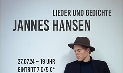 Ein Abend mit Jannes Hansen: Poesie und Musik im Museumsgarten