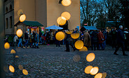 Marktstände vor der Temnitzkirche, Foto: Jannika Olesch, Lizenz: Jannika Olesch