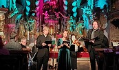 Atmosphärisch: Studierende der HEM Berlin bei einem Konzert in der Pfarrkirche Zum Heiligen Kreuz, Foto: MTimm, Lizenz: Stiftung Stift Neuzelle