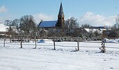 Kirche Friedersdorf im Schnee, Foto: Karoline Tiepner, Lizenz: Evangelischen Kirchengemeinde Friedersdorf-Kablow