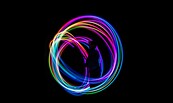 Lichtkunst mit geometrischen Formen, Foto: Jette Panzer, Lizenz: Jette Panzer