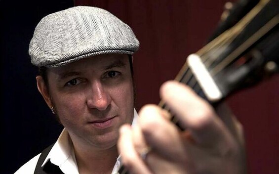 Open Air: Luca Artioli & ,,LA DOLCE VITA"