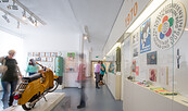 Blick in die Ausstellungsräume der Dauerausstellung, Foto: Bernd Geller/Museum Utopie und Alltag