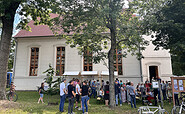 Lesereihe OderBuch, Dorfkirche Neulietzegöricke, Foto: Anke Becker, Lizenz: Klub der Kolonisten Neulietzegöricke e.V.