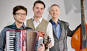 MUSIK IM KORB – Konzert zum Bernauer Wochenmarkt mit Trio Scho, Foto: Nataliya Fenko