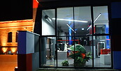 Bunte Bühne am Abend, Foto: Matthias Härtig, Lizenz: Matthias Härtig