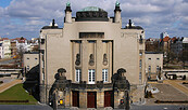Das Große Haus am Schillerplatz, Foto: Marlies Kross, Lizenz: Brandenburgische Kulturstiftung Cottbus-Frankfurt (Oder)