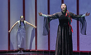 Szene aus MADAMA BUTTERFLY, Foto: Matthias Horn, Lizenz: Brandenburgische Kulturstiftung Cottbus-Frankfurt (Oder)