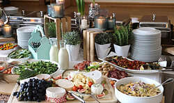 Sonntagsbrunch im Lindenhaus
