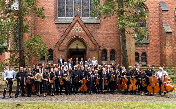 Lehniner Sommermusiken: Potsdamer Orchesterwoche - Werke von Josef Suk, Giovanni Petronius Bottesini, Carl August Nielsen