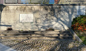 Platz der ehemaligen jüdischen Synagoge, Foto: B. Kühnke, Lizenz: @einfachuckermark