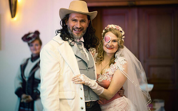 Bluthochzeit im Westernpuff, Foto: papiliotheater GbR, Lizenz: papiliotheater GbR