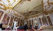 Führung in den Neuen Kammern, Foto: André Stiebitz, Lizenz: SPSG