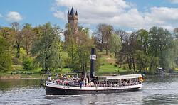 Frühstücksfahrt mit dem Dampfschiff Gustav