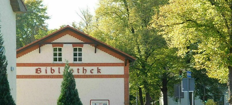 Herbstbasteln in der Bibliothek Zeuthen