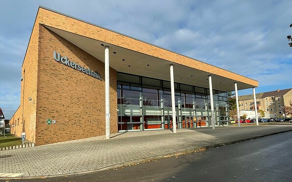 Uckerseehalle Prenzlau, Foto: Stadtinformation Prenzlau, Lizenz: Stadtinformation Prenzlau