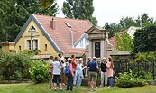 Ausflug in die Geschichte Werders – Führung über den Friedhof auf der Insel, Foto: Förderkreis Kulturgut Friedhöfe im Heimatverein Werder (Havel) e.V., Lizenz: Förderkreis Kulturgut Friedhöfe im Heimatverein Werder (Havel) e.V.