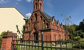 Kapelle und Friedhof Klein-Glienicke, Foto: Sören Kusch, Lizenz: Freundeskreis Klein-Glienicker Kapelle
