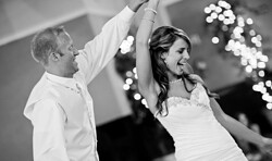 Paar-Tanznacht im Hangar-312 in Neuruppin