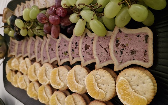 Buffet Spezialitäten von der Gans, Foto: Lisa Schmunck