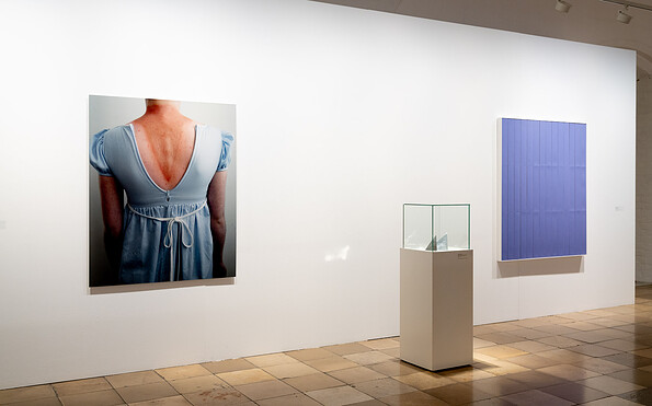 Ausstellungsansicht, gefaltet entfaltet. Werke aus der Sammlung des BLMK, BLMK Frankfurt (Oder), 2025, Foto: Bernd Schönberger, Lizenz: BLMK