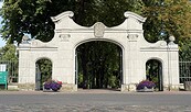 Friedhofsportal Prenzlau, Foto: Willy Schröder, Lizenz: Stadt Prenzlau