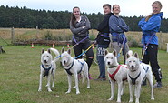 Lassen Sie sich von der Lebensfreude der Huskies anstecken und für das Wandern begeistern!, Foto: Sabine Kühn, Lizenz: Sabine Kühn