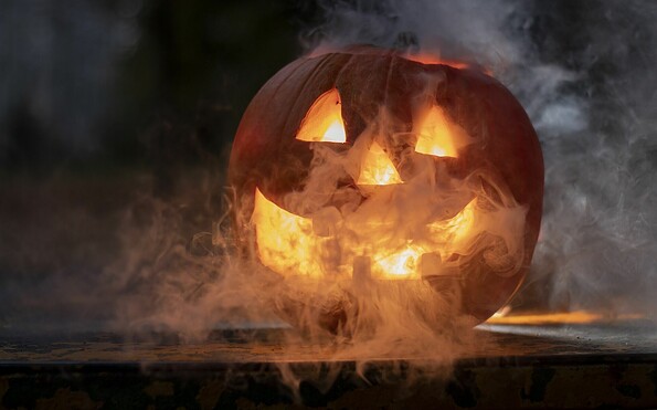 Halloween, Foto: Bild von SzaboJanos auf Pixabay, Lizenz: Bild von SzaboJanos auf Pixabay