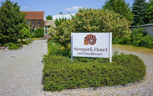 Hier geht's lang... zum Halloween am Wandlitzsee, Foto: (c) RedStine Hotels GmbH, Lizenz: RedStone Hotels GmbH