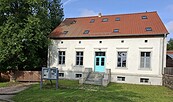 Kranichhof Mescherin Hausfront, Foto: Rolf-Dieter Grass, Lizenz: Kranichhof Mescherin