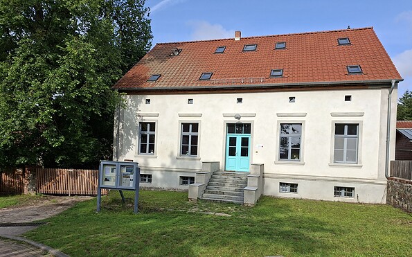 Kranichhof Mescherin Hausfront, Foto: Rolf-Dieter Grass, Lizenz: Kranichhof Mescherin