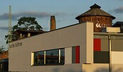 Blick auf die Bunte Bühne am GLEIS 3, Foto: LÜBBENAUBRÜCKE
